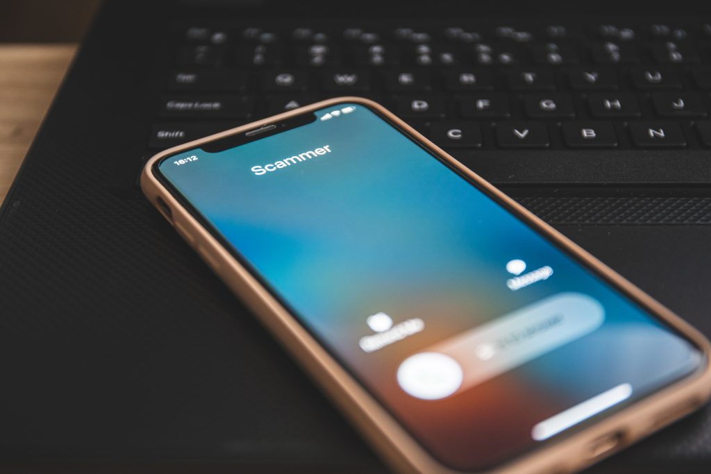 scammer calling phone